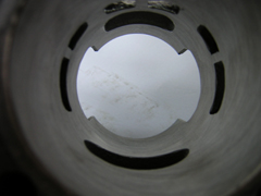 Vy genom cylinderlopp – relation mellan avgas, transfer och boost